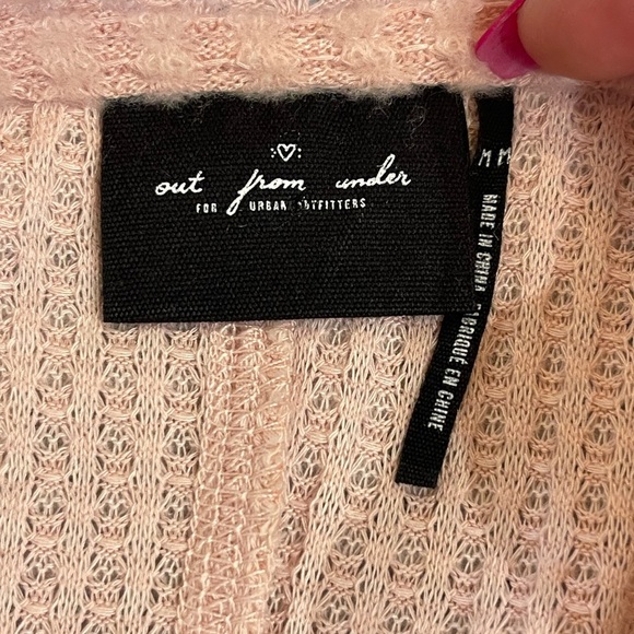 Urban Outfitters Pink V-Neck Oversized Sweater - Picture 3 of 3